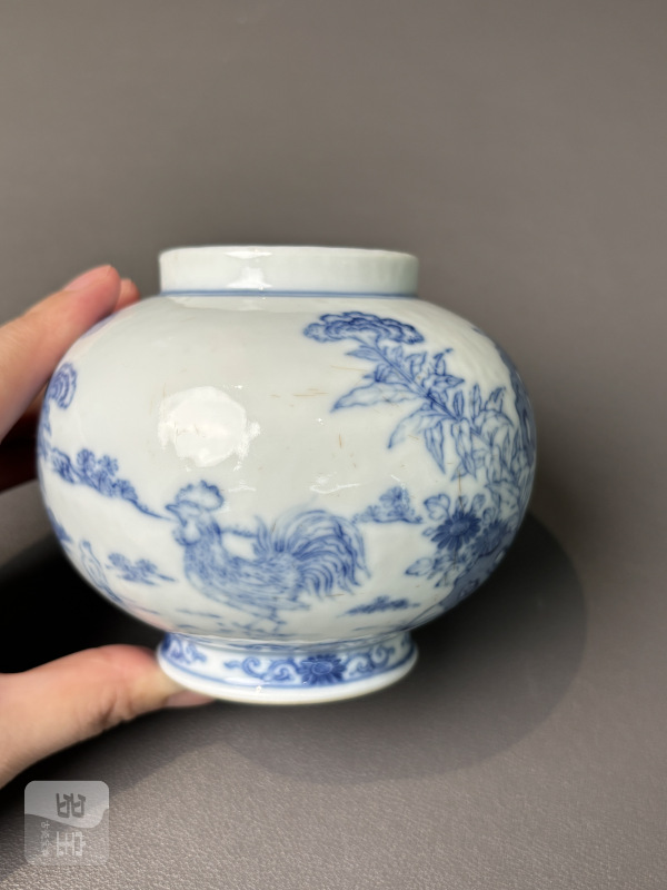 清雍正 青花官上加官图罐 - 图4